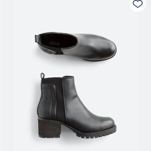 Mia tayten heeled bootie